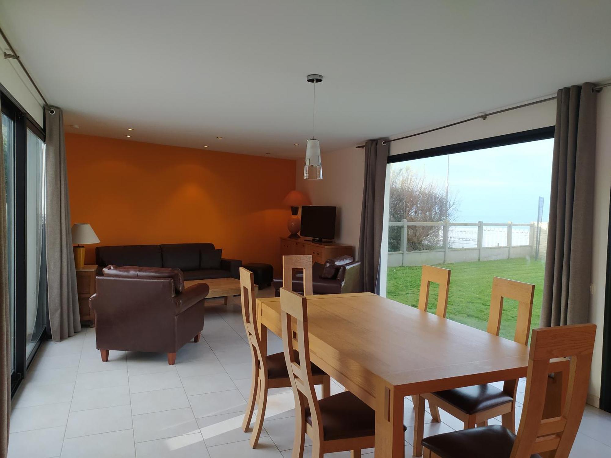 Gites " Arromanches" Ou "Bord De Mer Pmr" 2 Chambres En Front De Mer A Asnelles , 3Km D'Arromanches, 10Km De Bayeux 外观 照片